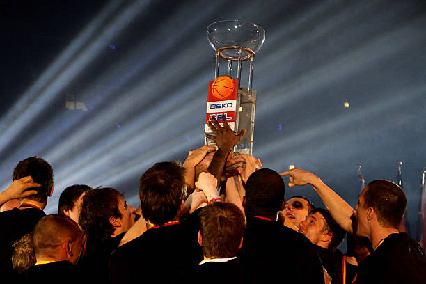 一位颇受关 一位颇受关