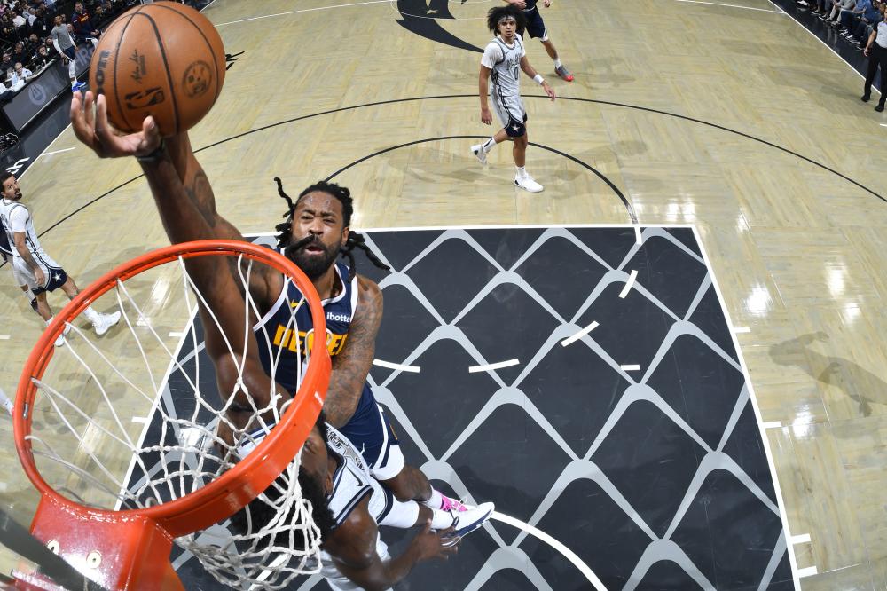 而詹姆斯不 而詹姆斯不