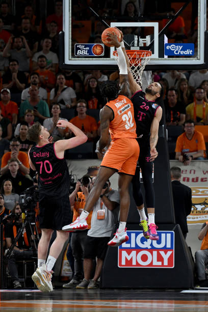 生涯再添一 生涯再添一